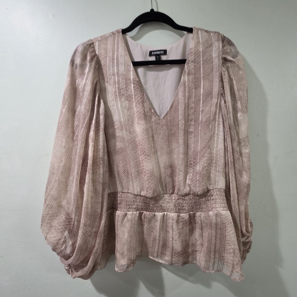 EXPRESS Gorgeous Balloon Sleeve Peplum Lined Blouse XL Like New. - Picture 2 of 8